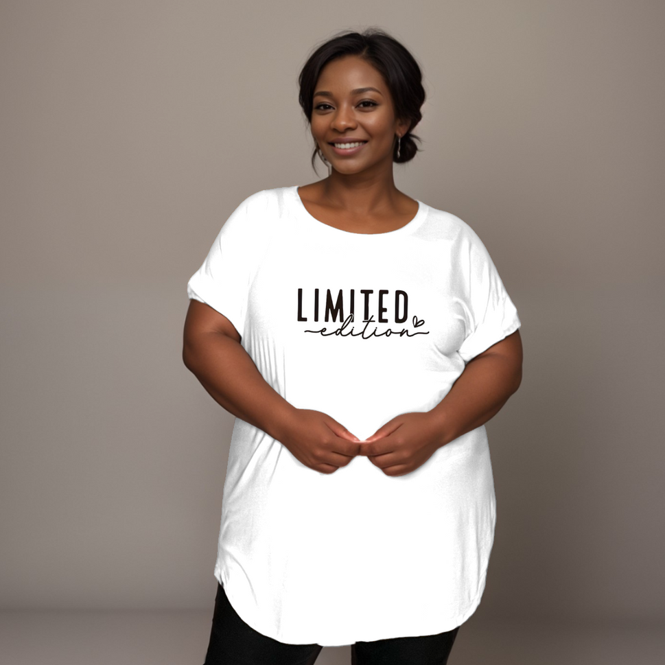 Limited-Edition Dipped-Hem T-ShirtWHITE / UK 18