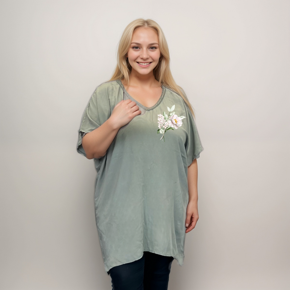 Peony Print Dipped-Hem Top with Embroidered V-Neck