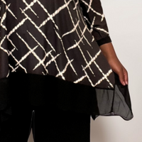 BLACK WHITE LINES 3/4 SLEEVE TOP CHIFFON HANKY HEM