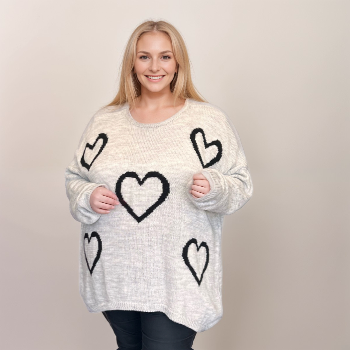 Scoop Hem Oversized Knitted Jumper with Hearts