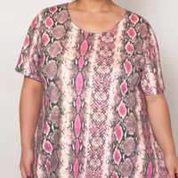 Plus‑Size Snake Print Short Sleeve Swing Top