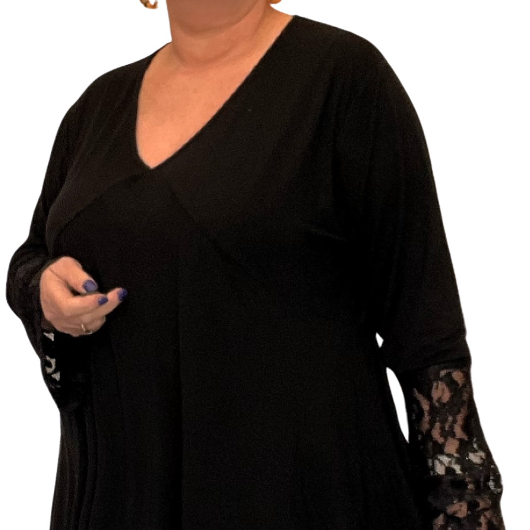 ROCKTHOSECURVES V-NECK HANKY HEM DRESS / LONG TOP WITH LACE BELL SLEEVES