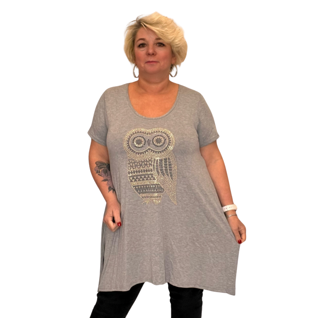 ROCKTHOSECURVES SHORT SLEEVE HANKY HEM STUDDED OWL LONG LENGTH TOP