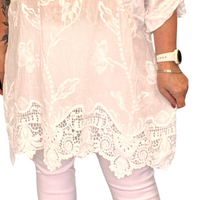 Plus‑Size Cotton Lace Hem Blouse