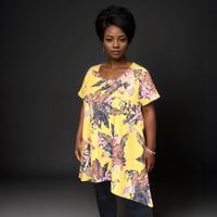 Plus‑Size Yellow Tropical Crepe Swing Top with Hanky Hem