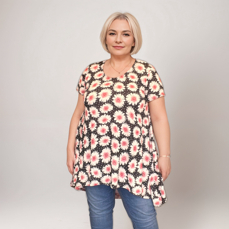 Daisy Print Short-Sleeve Swing Top with Hanky Hem