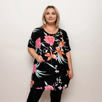 BLACK TROPICAL LONG LENGTH SHORT SLEEVE T-SHIRT