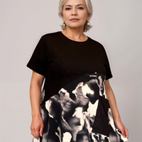 BLACK TIE DYE PANEL SHORT SLEEVE DRESS WITH POCKET