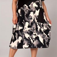 BLACK TIE DYE PANEL SHORT SLEEVE DRESS WITH POCKET