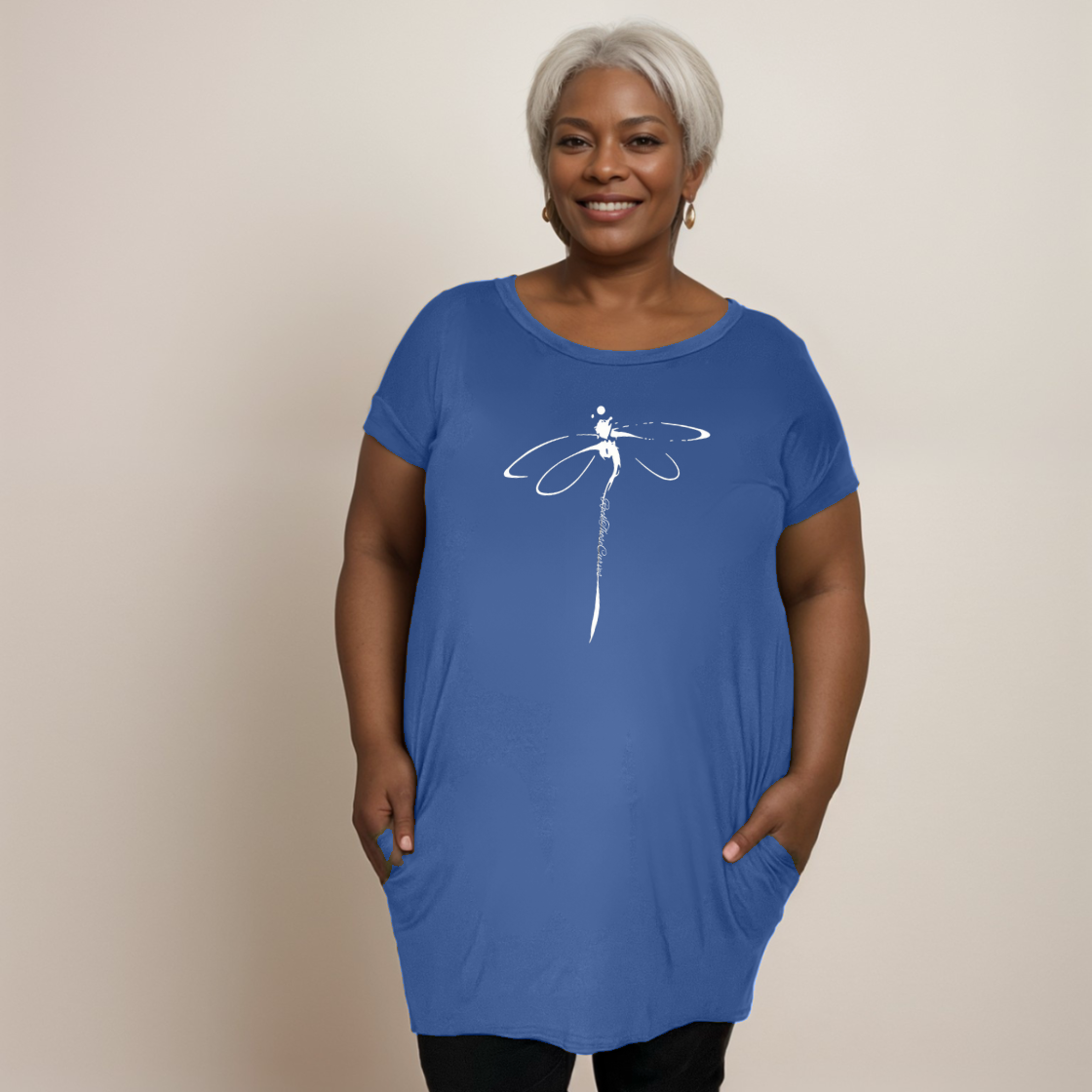 DRAGONFLY LONG DIPPED HEM T-SHIRT WITH POCKETS