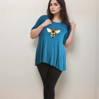 Plus‑Size Bee Print Swing Top with Button Half-Sleeves
