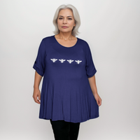 4 Bees Print Plus-Size Button Sleeve Swing Top