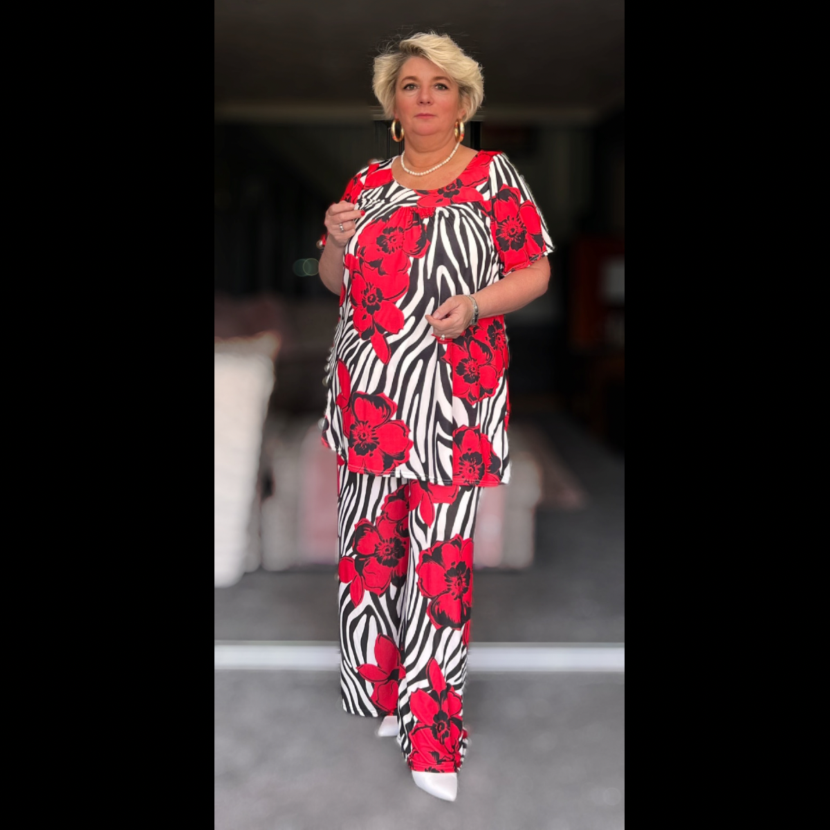 TWO PIECE OUTFIT SET RED BLACK SWIRL TROUSERS AND SMOCK TOP