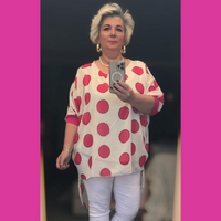 LARGE SPOT LONG DIPPED HEM BUTTON SLEEVE BLOUSE