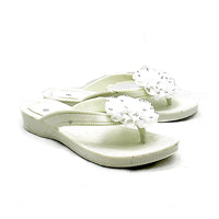 ROCKTHOSECURVES BEADED ROSETTE FLIP FLOPS SANDALS