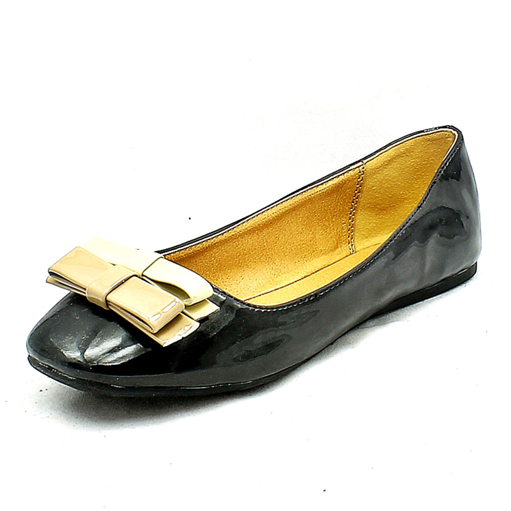 FLAT PATENT SHOES / PUMPS WITH SQUARE DOUBLE BOW