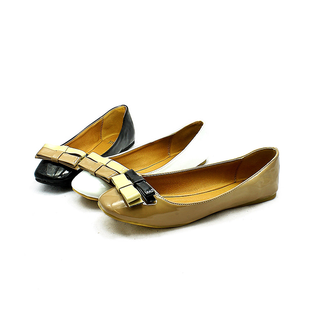 FLAT PATENT SHOES / PUMPS WITH SQUARE DOUBLE BOW
