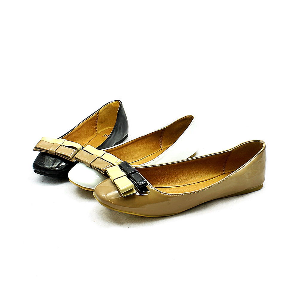 FLAT PATENT SHOES / PUMPS WITH SQUARE DOUBLE BOW