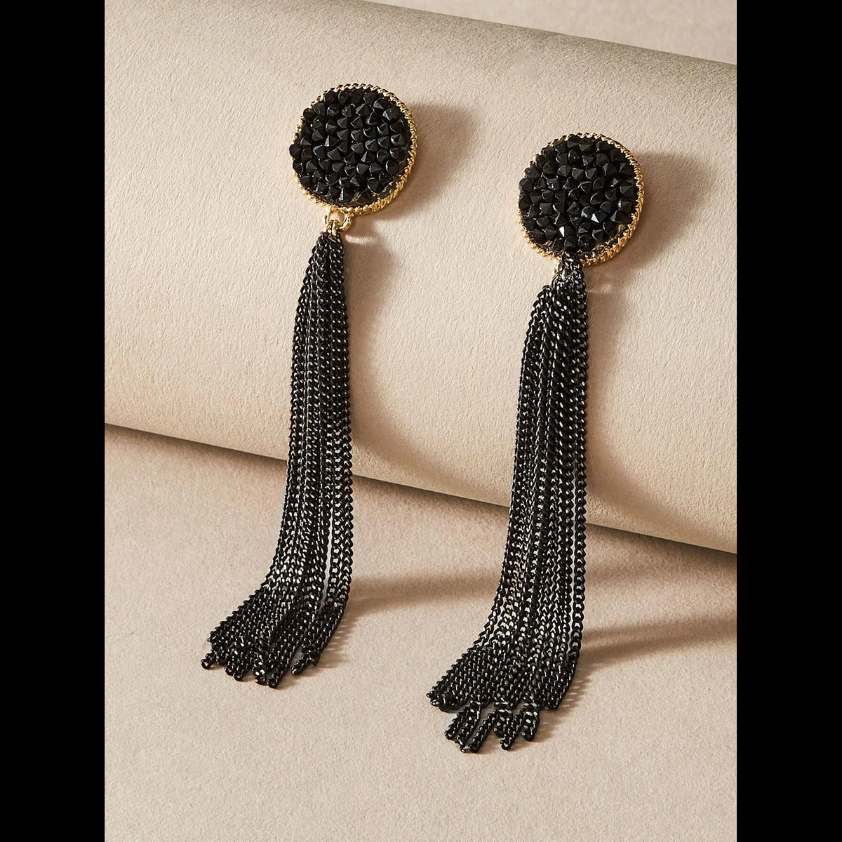 Beaded sales black earrings