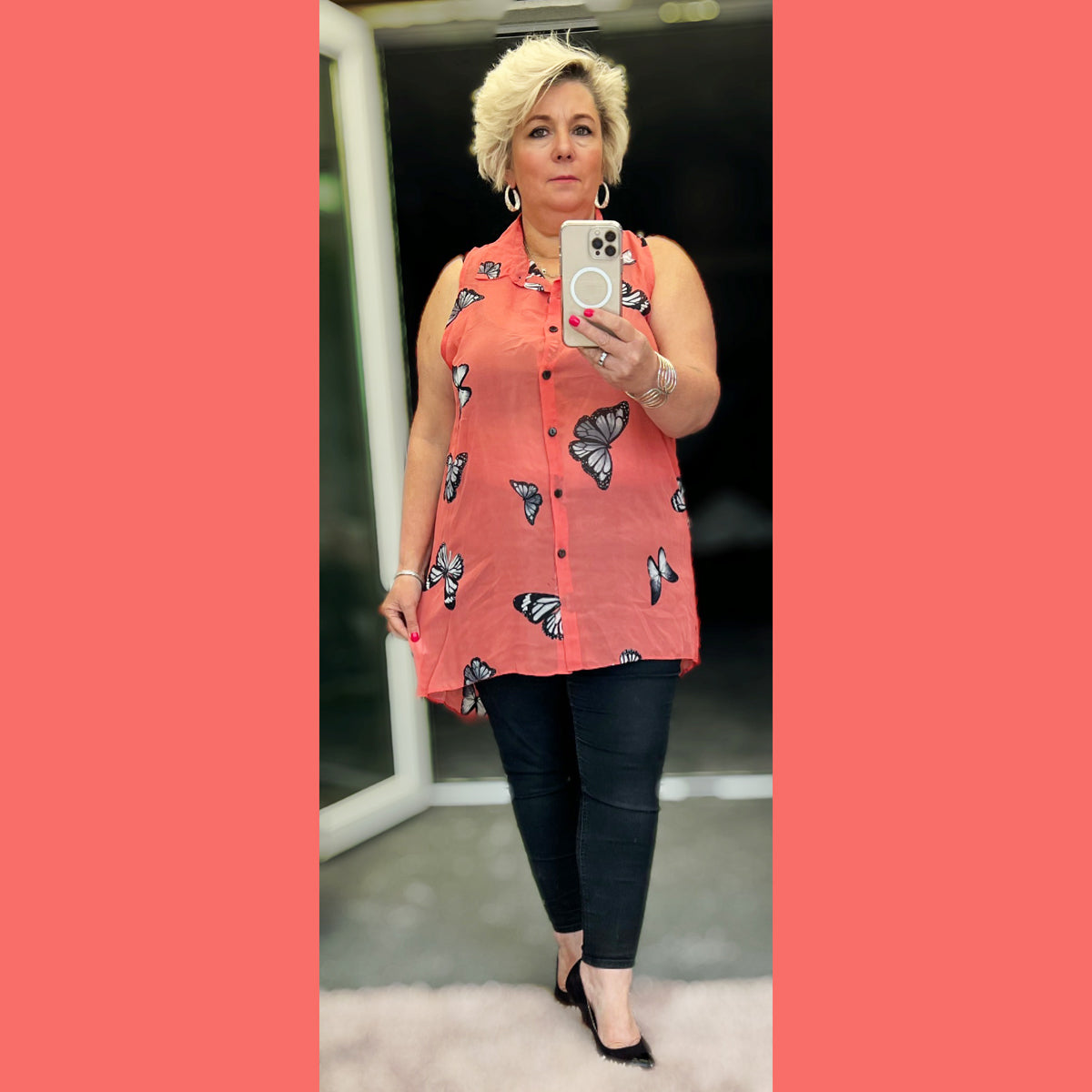 Chiffon Sleeveless Blouse with dipped hem