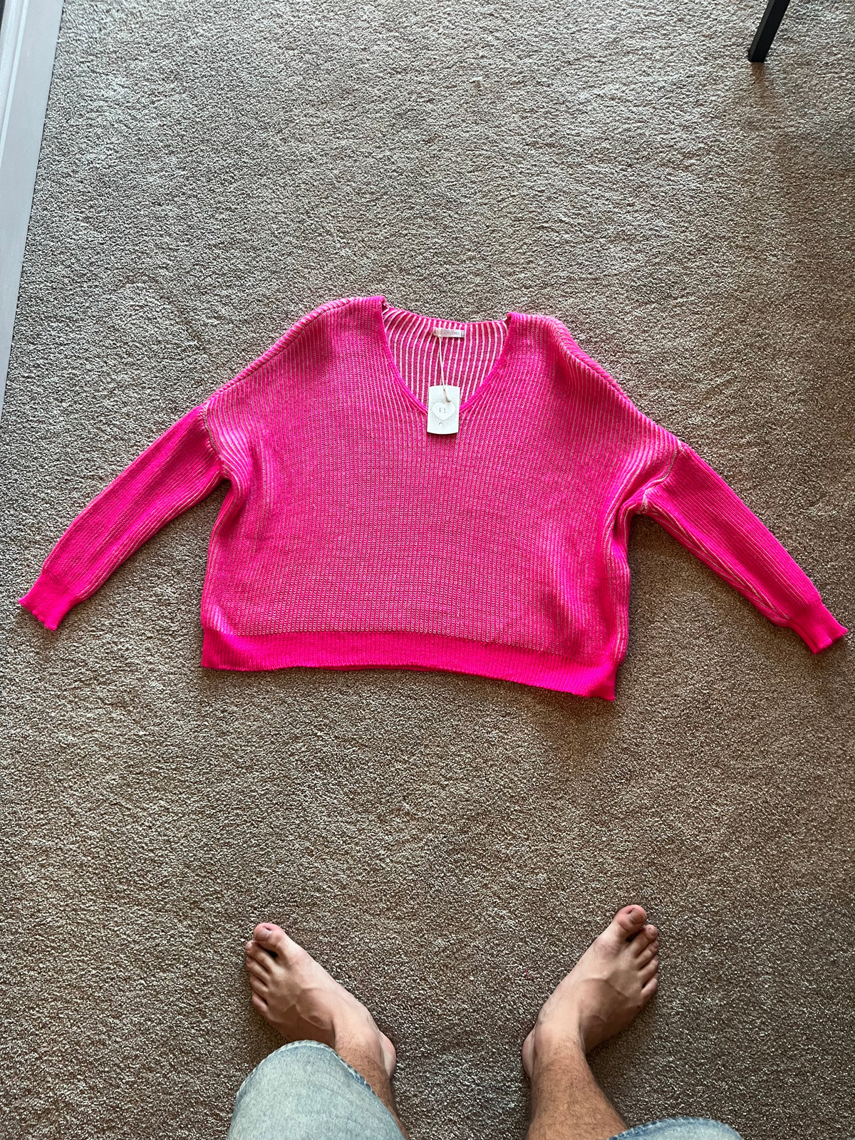 Small knit-jumper-V neck with coloured alternative stripe
