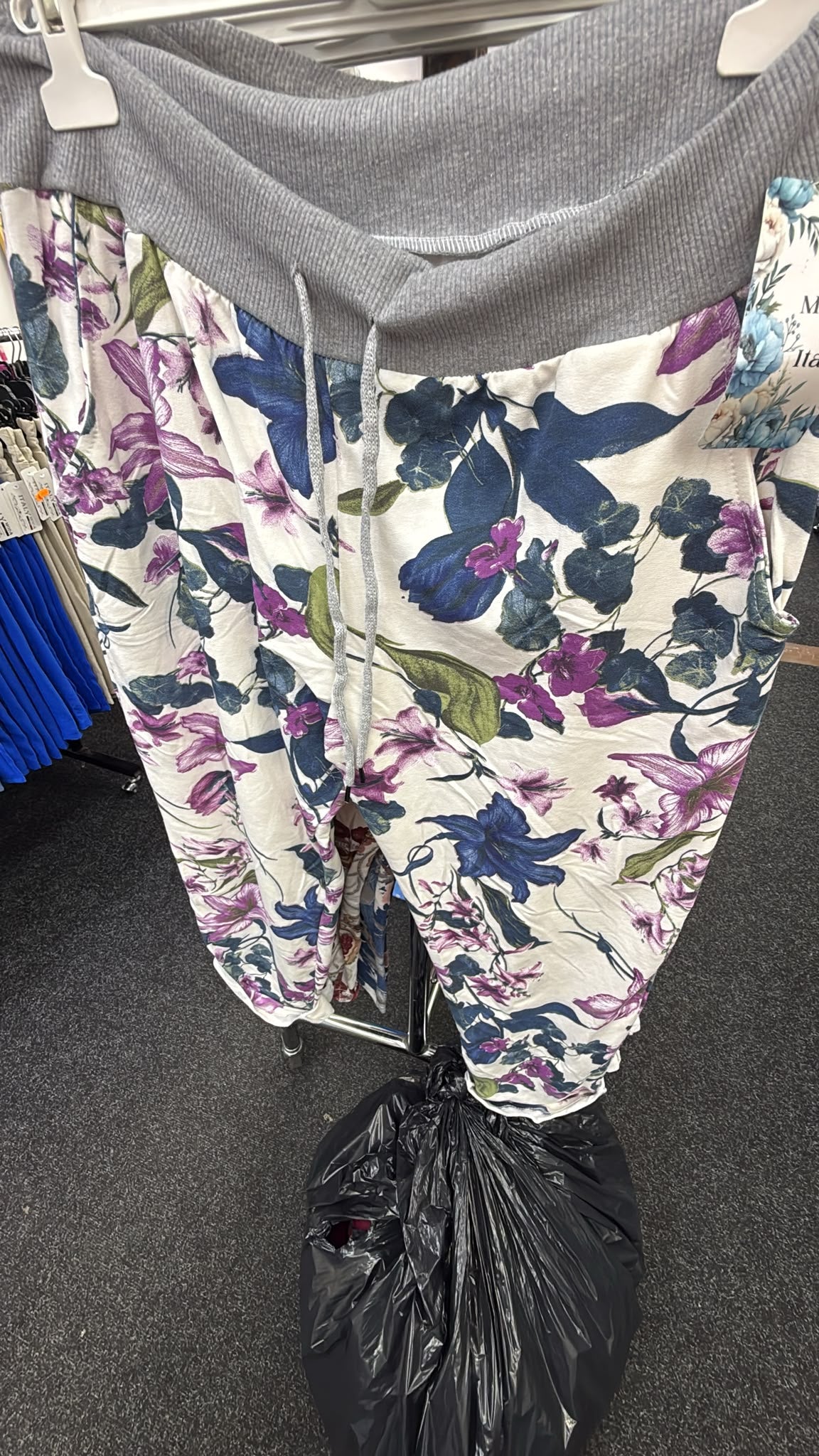 Purple floral pocket Joggers