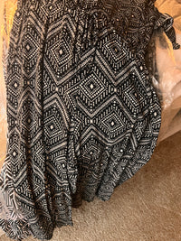 Black White dIAMOND Print 1/2 Sleeve Culotte Style Jumpsuit