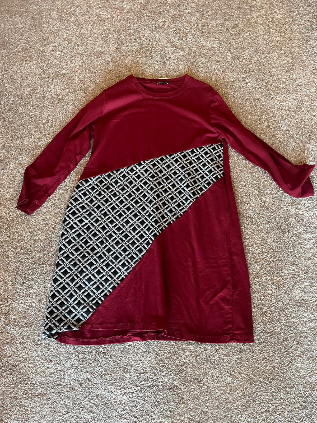 grey/black pattern dress