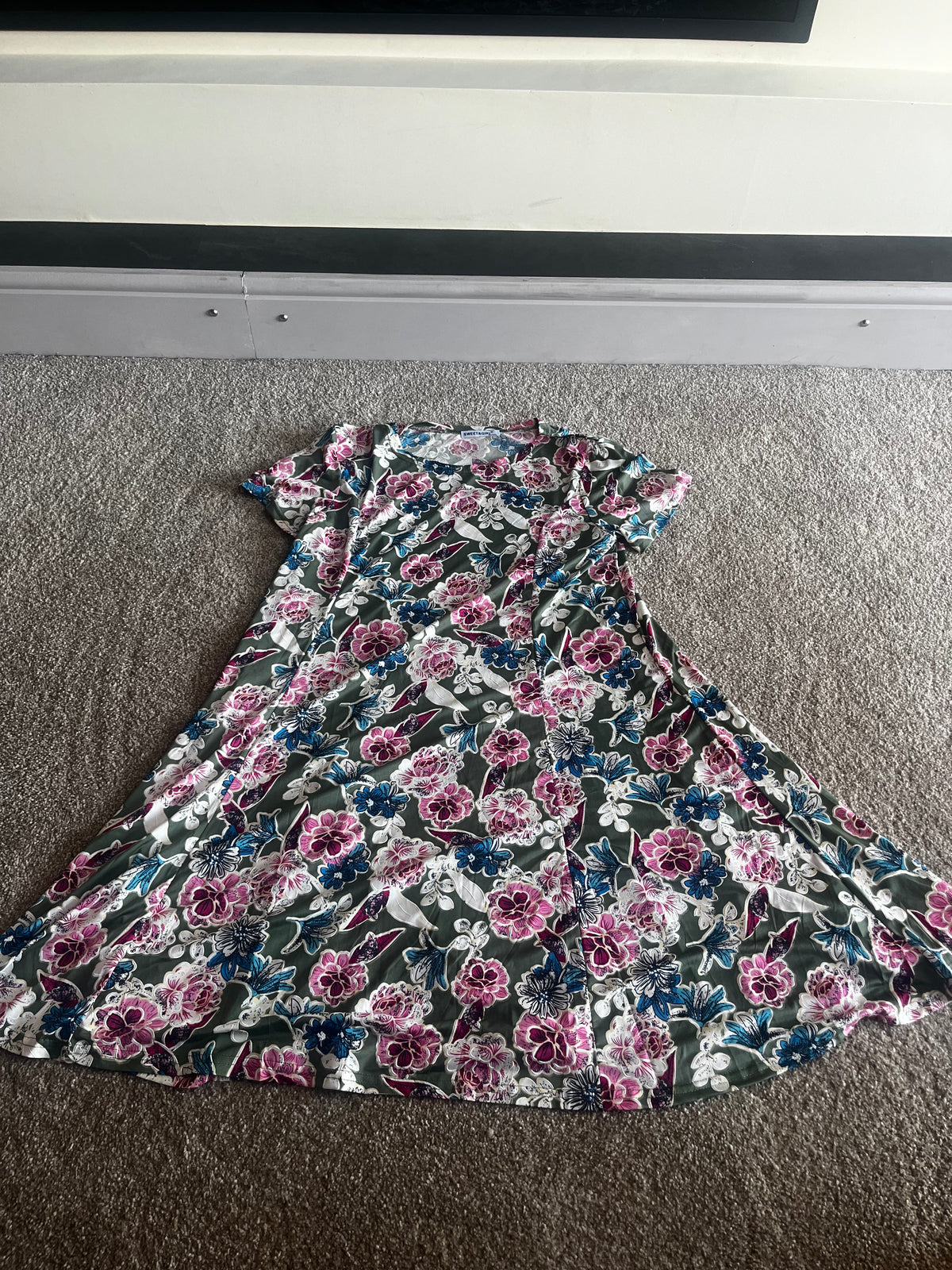 floral dresses big flowers