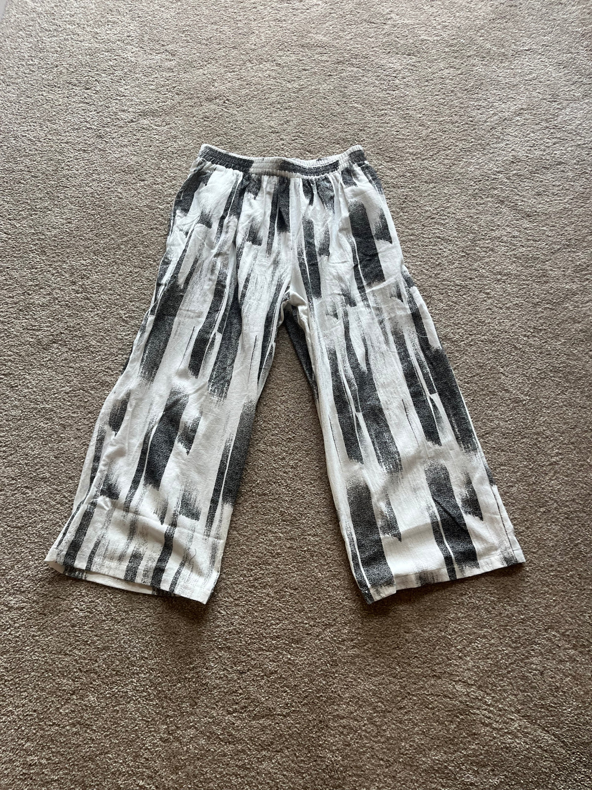 paint stripe pattern pants (Copy)