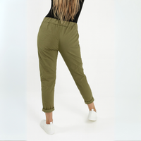 Stretchy Plain Trousers / Jeans with Side Pockets