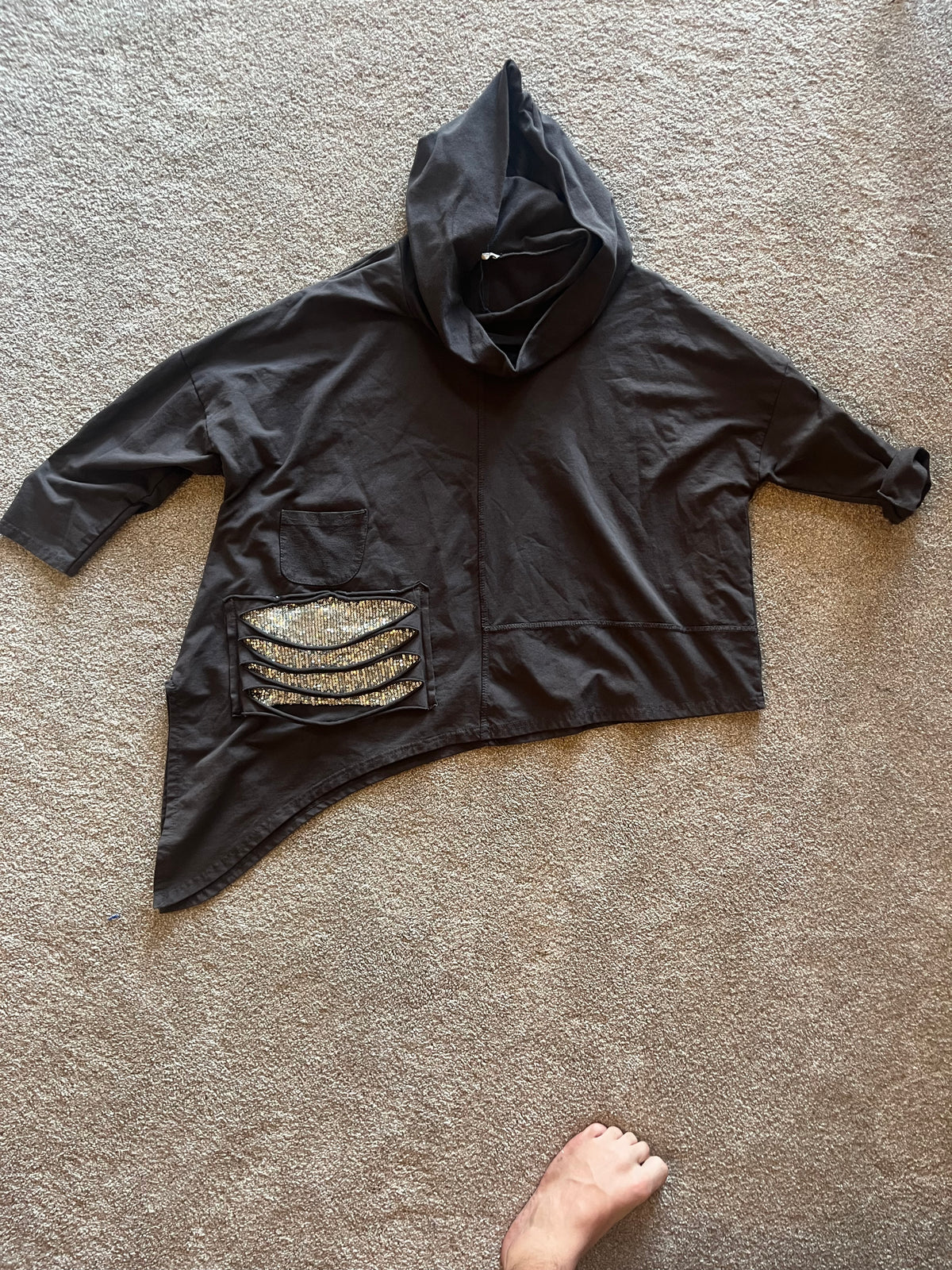 Oversized hoodie/poncho dipped hem (side) sequins + rips