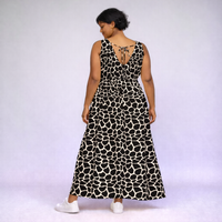 Giraffe Print Sleeveless V Neck maxi Dress with side Pockets