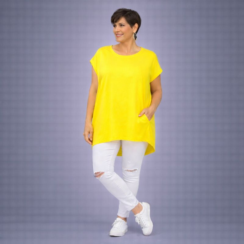 Soft Cotton Cap Sleeve T-shirt With Pockets + Dipped Hem