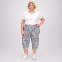 Leopard Jersey 3/4 Length Loose Fitting Ali Baba Pants / Shorts