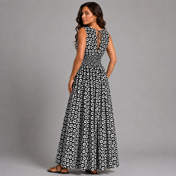 Black White Sleeveless V Neck maxi Dress with side Pockets