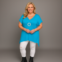 Hanky Hem Short Sleeve V‑Neck Top with Circle Brooch