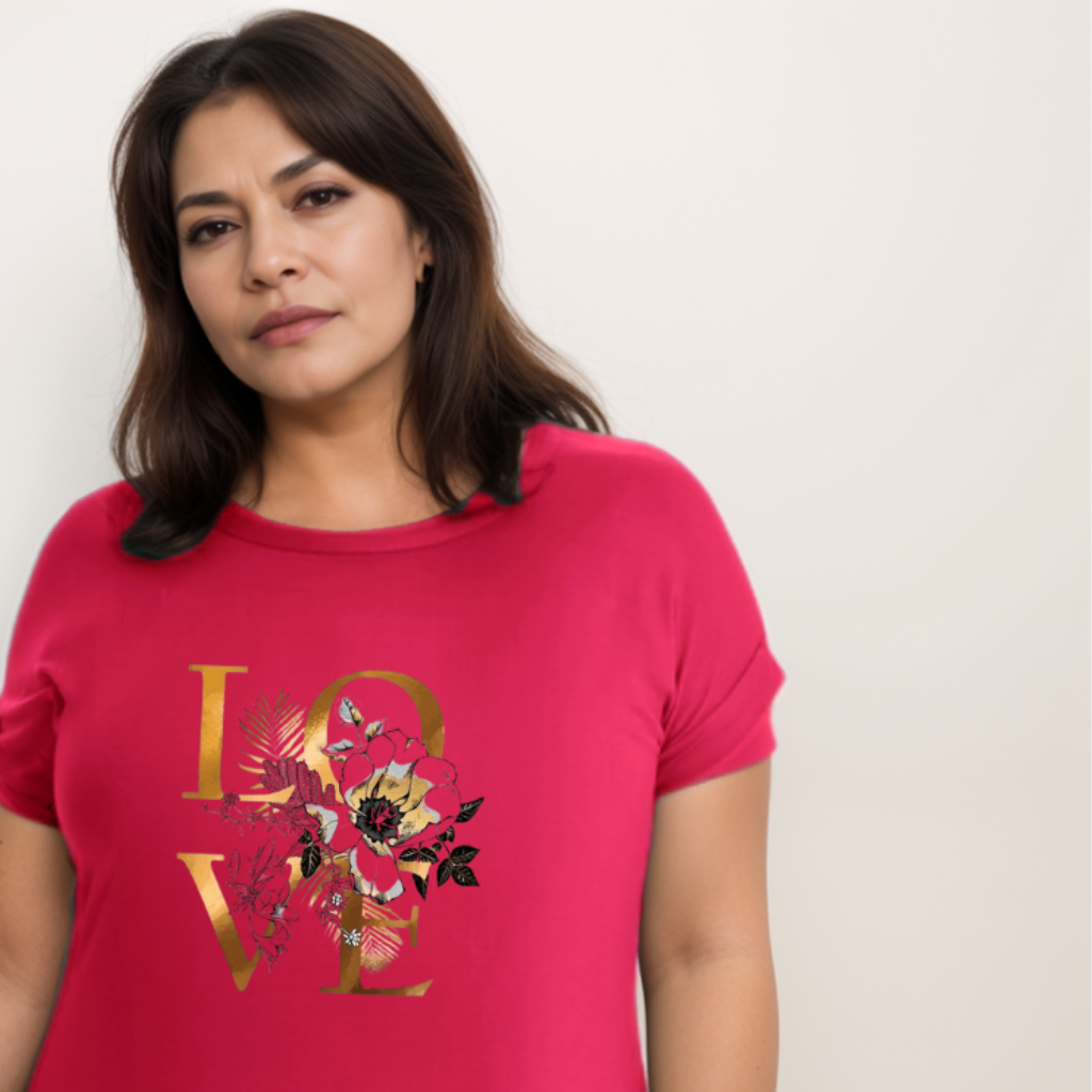 Dipped-Hem T-Shirt with Gold “Love” Logo