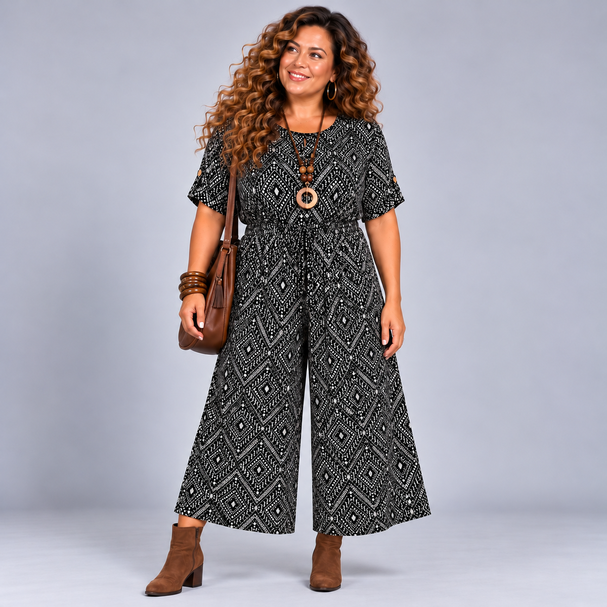 Black White Diamond Print 1/2 Sleeve Culotte Style Jumpsuit