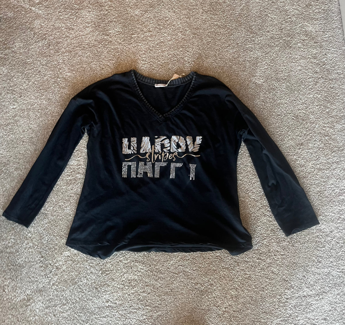 Charcoal "HAPPY" print top