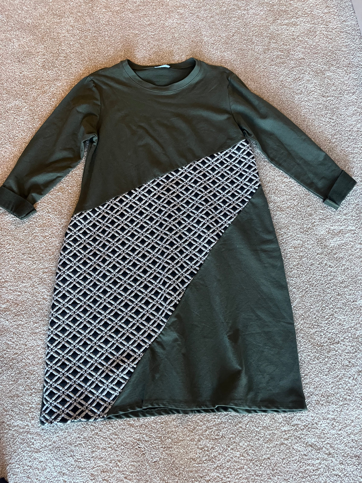 grey/black pattern dress