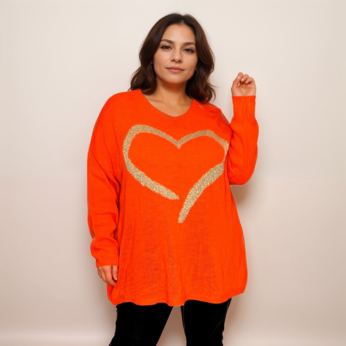 OVERSIZED V-NECK JUMPER WITH LARGE GOLD HEART