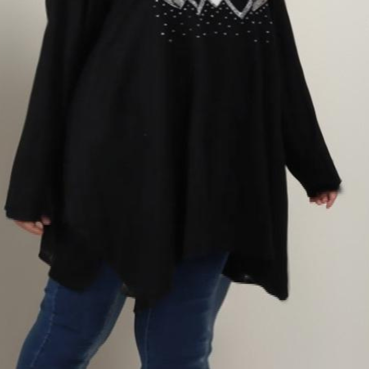 HANKY HEM LONG SLEEVE TOP WITH 5 SPARKLY HEARTS