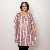 Plus‑Size Snake Print Short Sleeve Swing Top