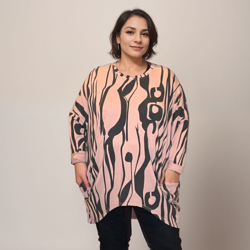 ABSTRACT LONG SLEEVE DIPPED HEM TOP WITH POCKETS