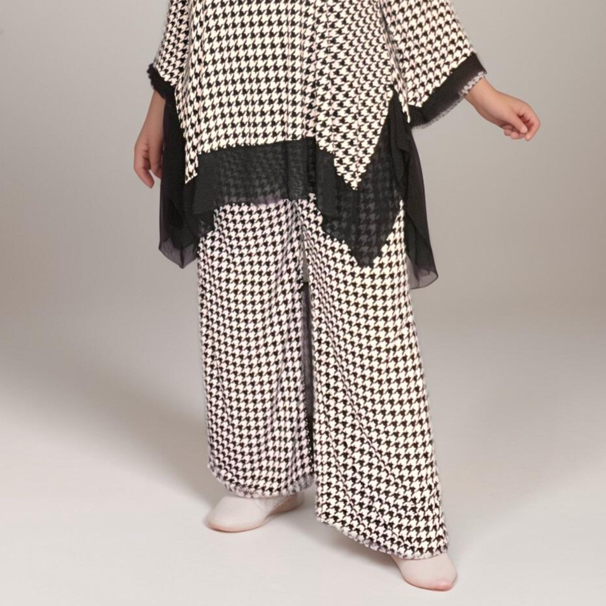 DOGTOOTH PRINT TWO PIECE OUTFIT SET WITH PALAZZO TROUSERS