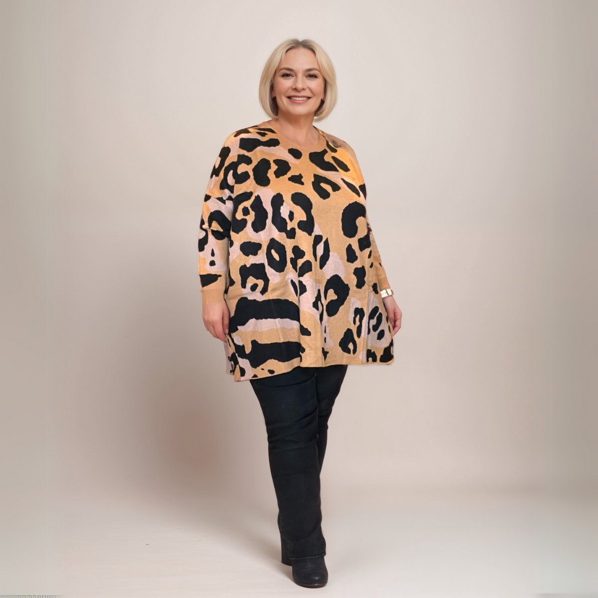 ANIMAL PRINT LONG LENGTH JUMPER