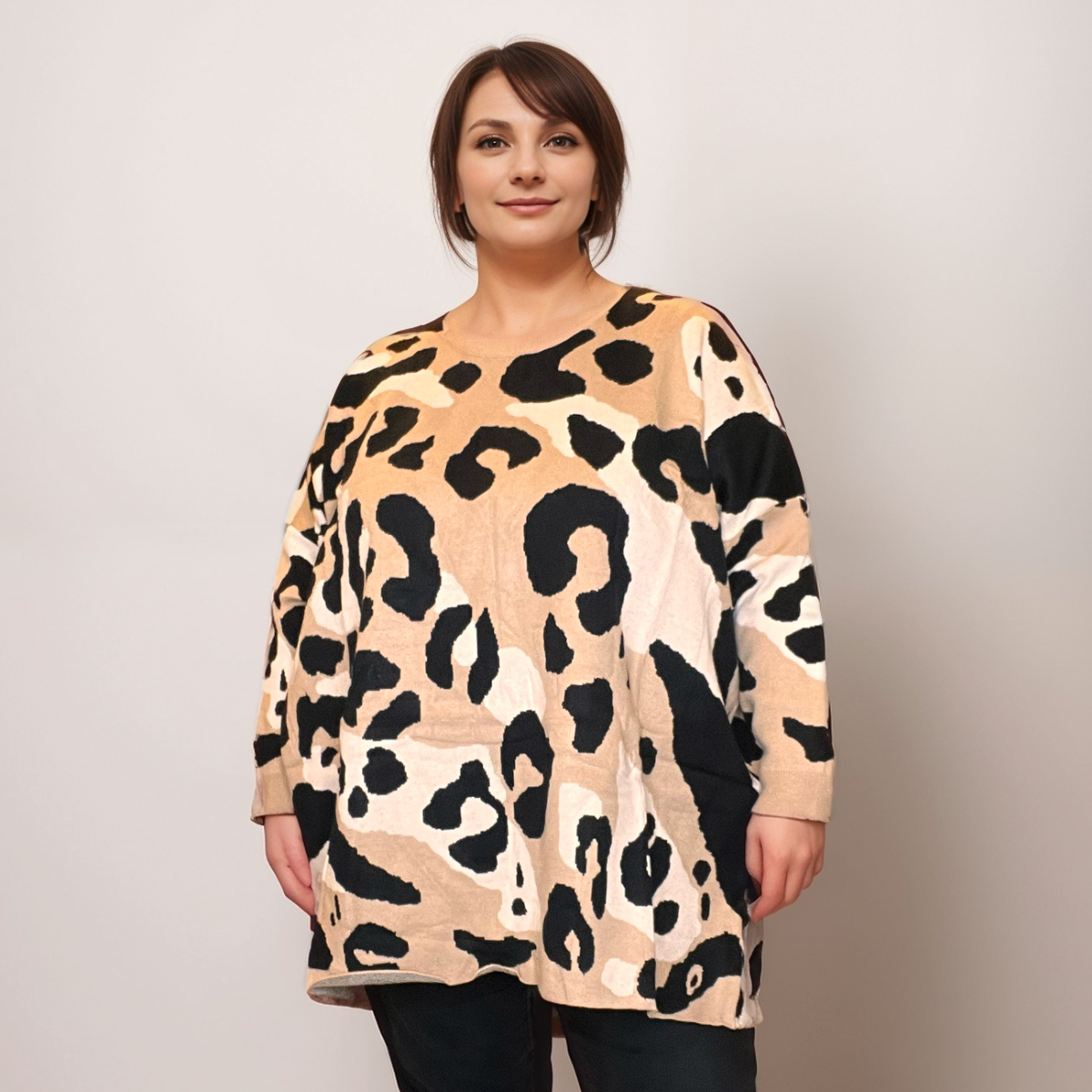 ANIMAL PRINT LONG LENGTH JUMPER