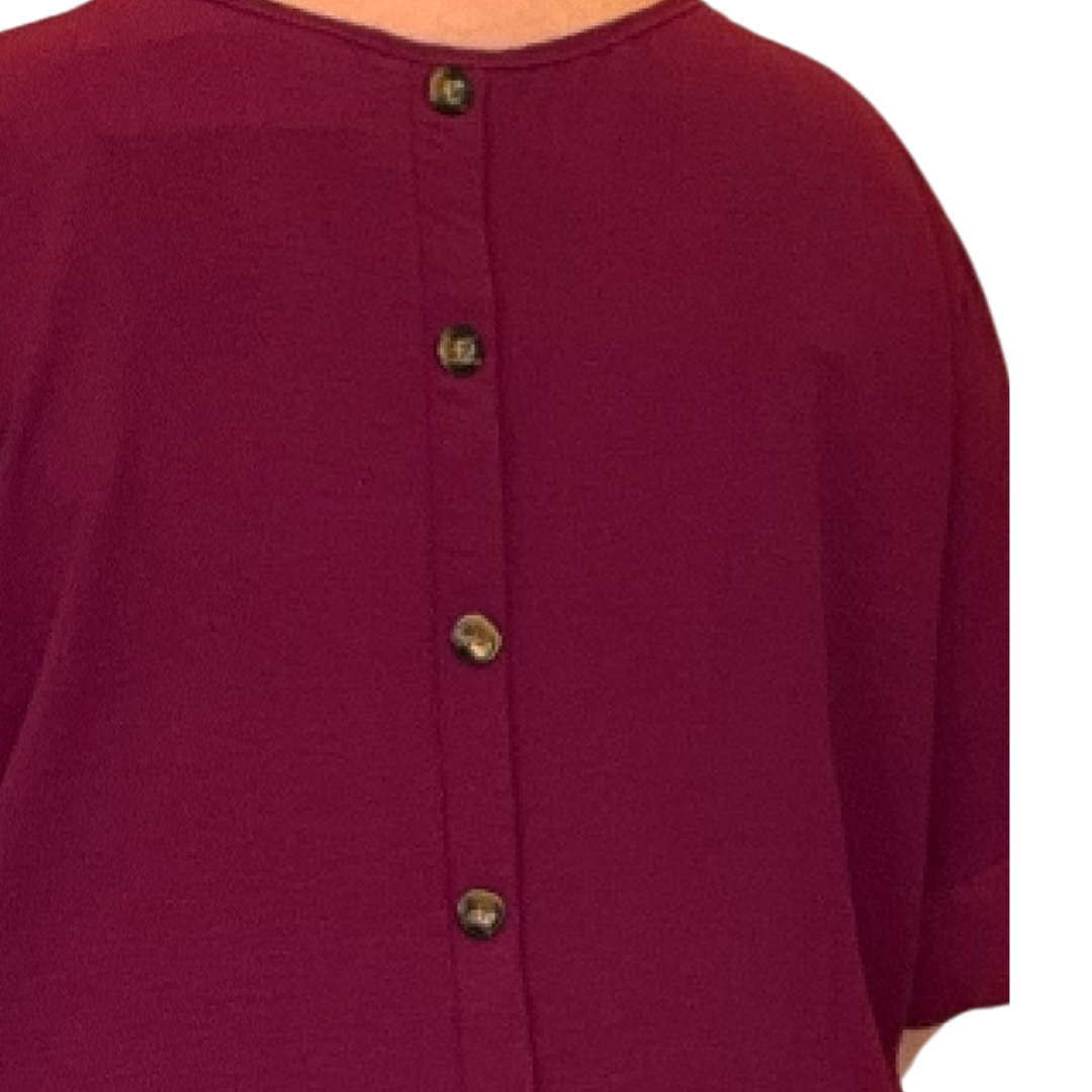 LOOSE FITTING SHORT SLEEVE BLOUSE WITH BACK BUTTONS