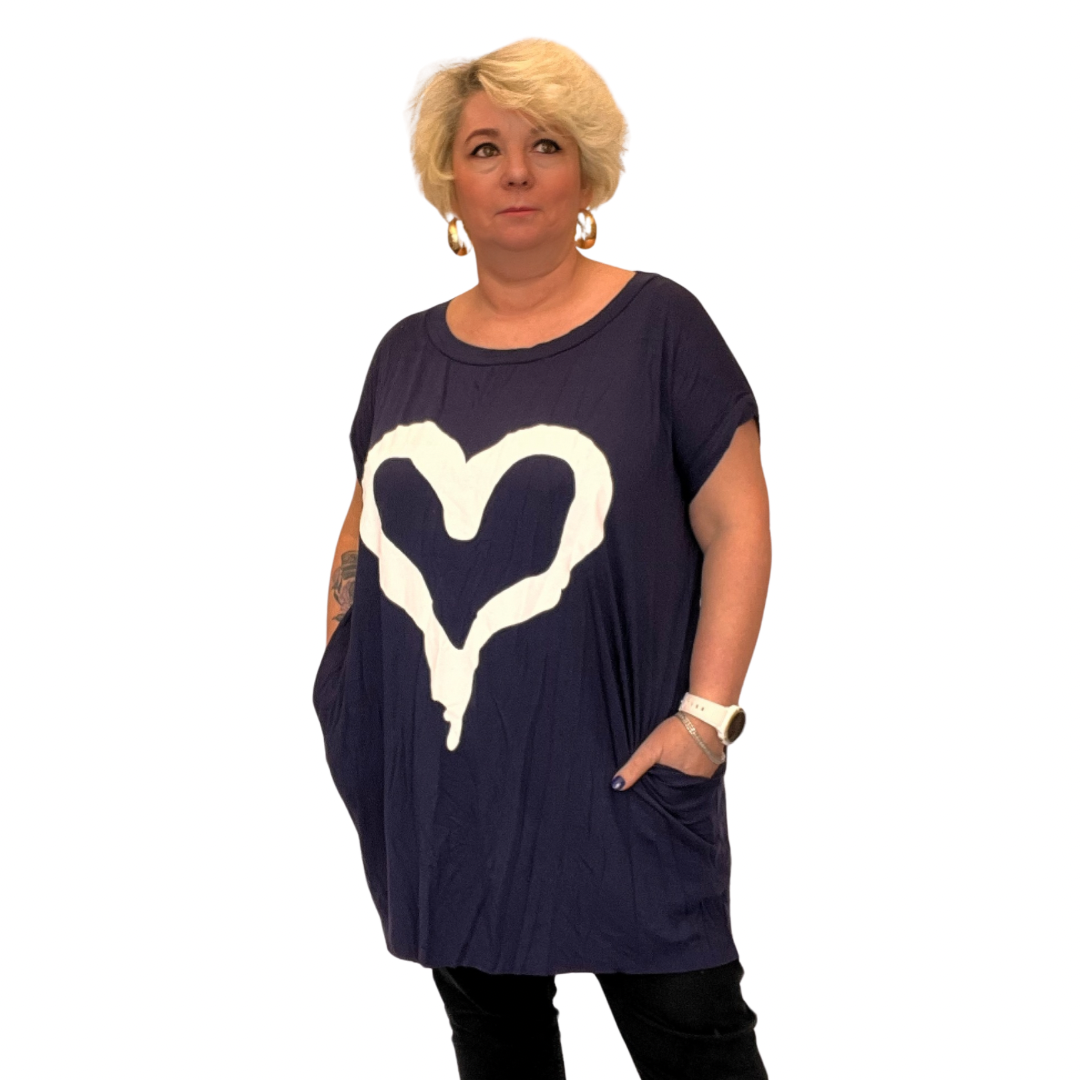 CAP SLEEVE DIPPED HEM T-SHIRT WITH HEART